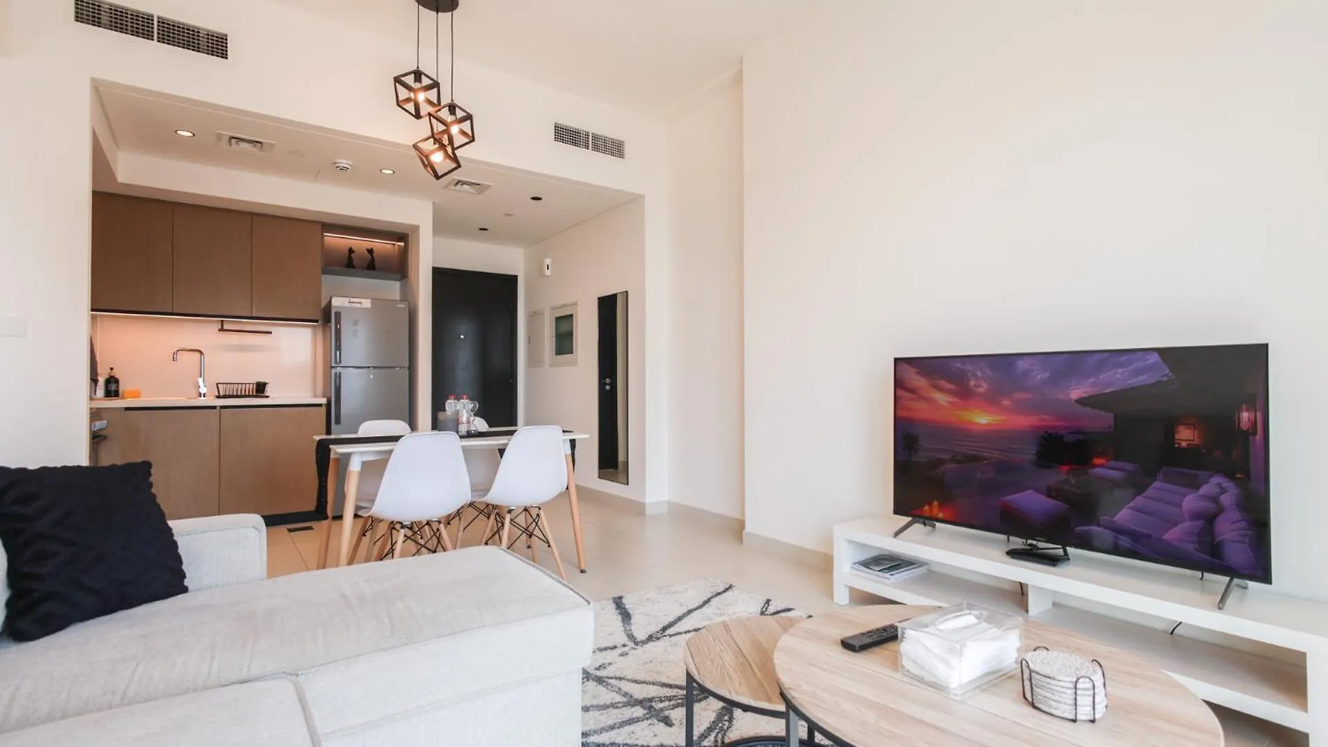 High-Rise & Boulevard View - 5-Min To Burj & Mall Dubai